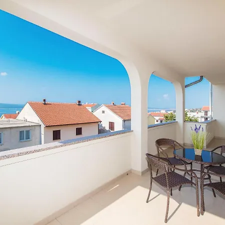 Apartment Nikol-3 By Interhome